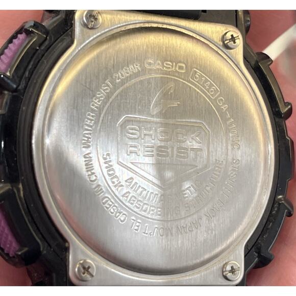 Casio G-Shock GA-110HC Original Box & Paperwork - Needs Battery - Great Watch - Picture 3 of 4